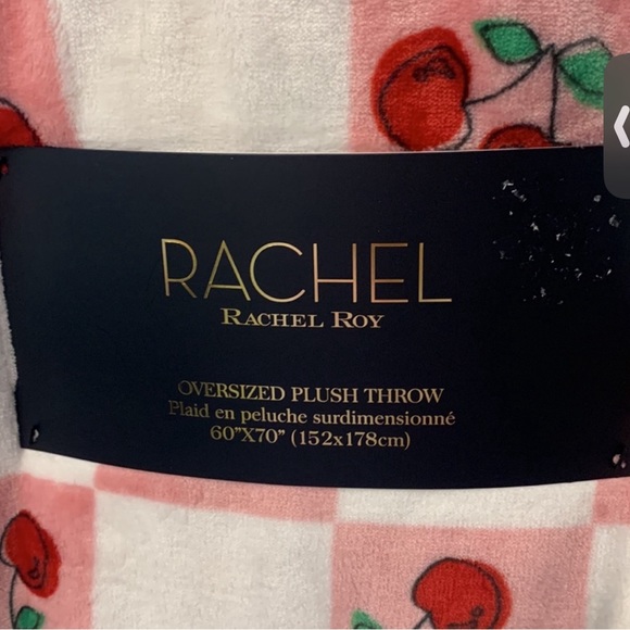 Super soft big brand new cherry blanket with tags - Picture 4 of 4